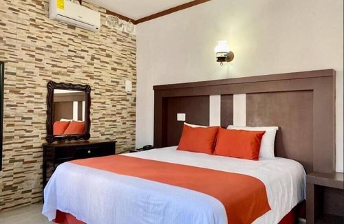Tonala Hotel | HOTEL PINEDA REAL