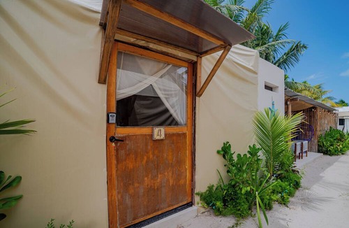 El Cuyo Hotel | Arena y Mar Seaside Glamping Adults Only
