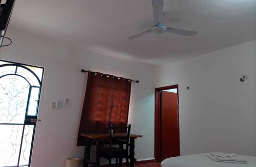 Piste Hostel | Casa zued