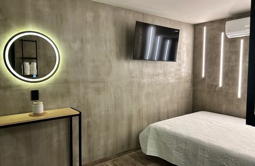 Jimenez Hotel | Miriana