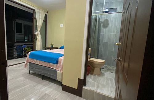 San Pedro La Laguna Hotel | Casa Teresita