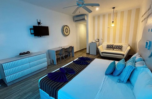 Gonzalo Guerrero Hotel | Coco Rio Hotel