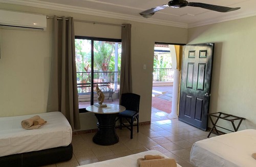 Izamal Hotel | Eco Hotel Green River