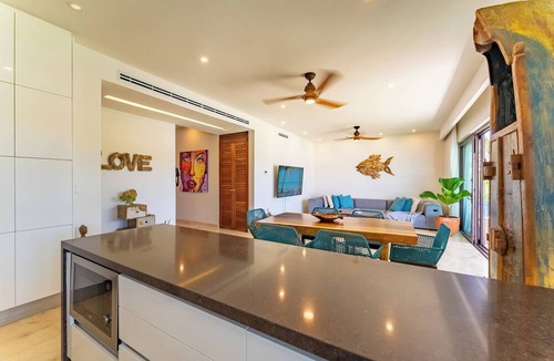 Puerto Aventuras Condo | Ground Floor Marina View Infinity Pool Private Terrace Puerto Aventuras