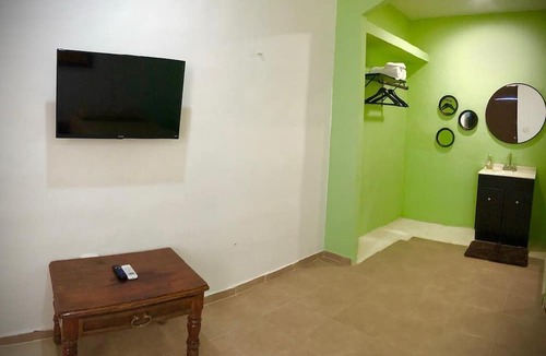 Chelem Hotel | Pelican Inn at Las Dunas Chelem Hotel