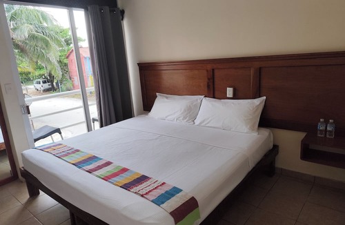 Mahahual Hotel | 7mo Color Hotel Boutique