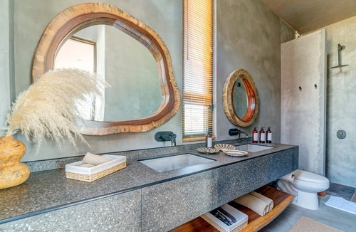 Zona Hotelera Apartment | NEW Jungle Studio, Pool and 2 Cenotes, Beach 200m!
