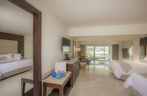 Puerto Morelos Resort | 2-BR Family Suite @ Grand Moon Palace w/ Diamond All Inclusive!