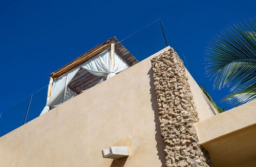 El Cuyo Hotel | Mero Mero Hotel