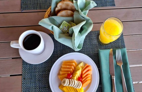 Punta Cancun Hotel | Sina Suites Cancún - Adults Only