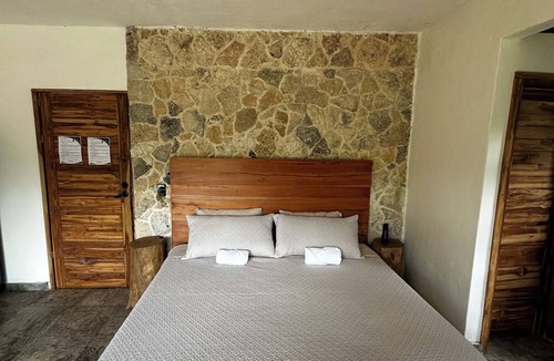 Lazaro Cardenas Cabin | Cenote Escondido - Cabañas y Camping