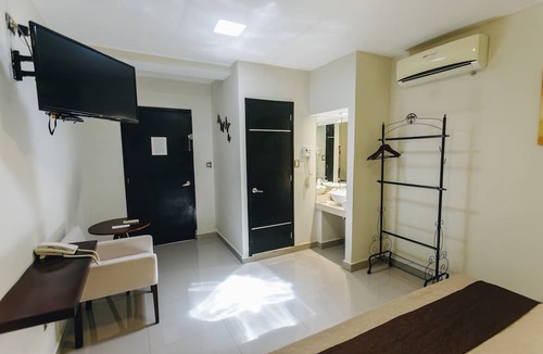 Zona Paseo Montejo Hotel | Hotel Casa Palomino