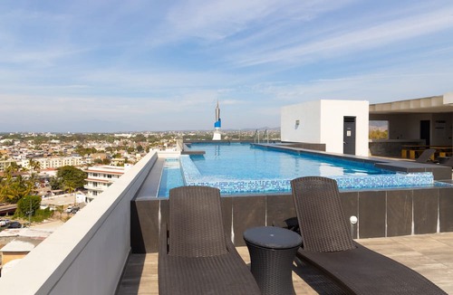 Lazaro Cardenas Condo | Casa Corazon Jacqueline, 2BD Condo in Torre 21 2BD Condo for rent in Lázaro Car