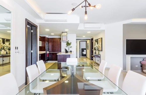 Puerto Juarez Apartment | Casa 401N Los Secretos by RedAwning