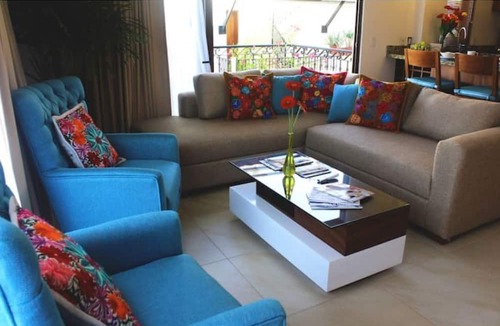 Proyecto escola Condo | Infinity Pool CharmingCondo in Gringo Gulch