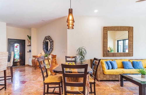 Centro Condo | Amazing Ocean Views! | Beach Service & Pool | Steps to 5th Ave! | Maid!