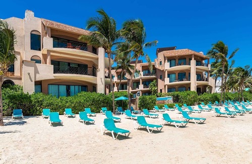 Centro Condo | Amazing Ocean Views! | Beach Service & Pool | Steps to 5th Ave! | Maid!