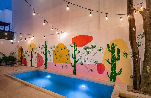 Zazil-ha Apartment | ~ Queen Studio PDC Oasis ~ POOL + ROOFTOP Lounge ~ Walk to 5ª Avenida & Best Pla