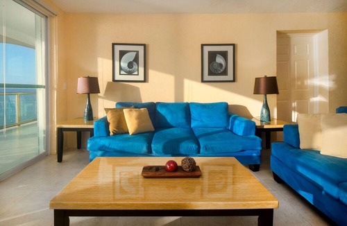 Colonia Andres Condo | Luxurious 6th floor Oceanfront Condo El Cantil 6CN