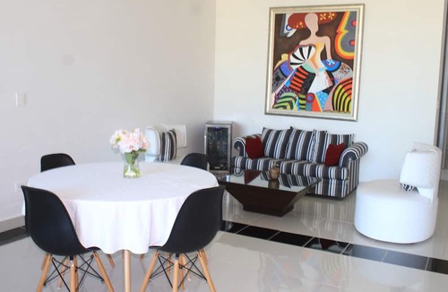 Puerto Aventuras House | Beautiful mansion in Puerto Aventuras with pool