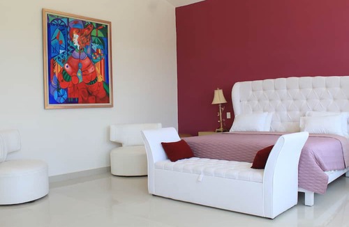 Puerto Aventuras House | Beautiful mansion in Puerto Aventuras with pool