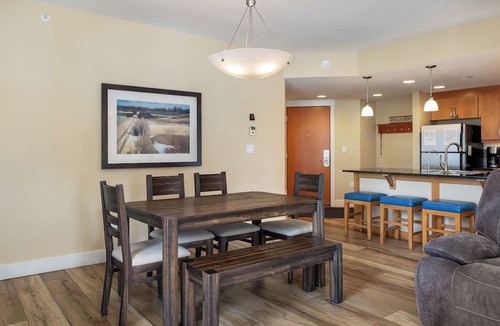 Winter Park Condo | Front Corner at Base: 3 King Beds, Deck, Views