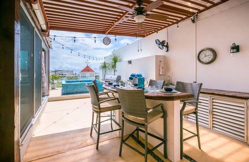 Downtown Condo | Huge Luxury Penthouse in the Heart of Playa - Oasis Chloe