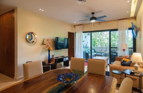 Gonzalo Guerrero Condo | Rooftop Pool and Private Terrace Near Beach