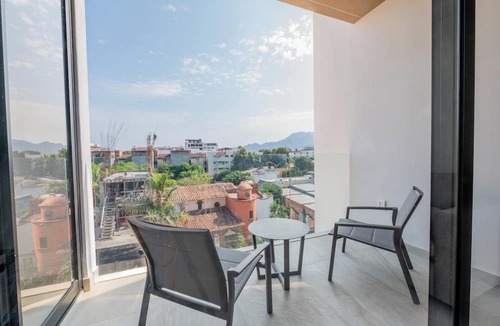 Diaz Ordaz Apartment | Modern Versalles 2BR w/Rooftop Pool & Views in Puerto Vallarta