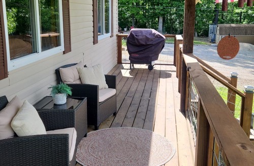 Van Buren House | 🔴Van Buren 3 Bedroom Home Near the Landing with an Arcade! Fast Wifi!