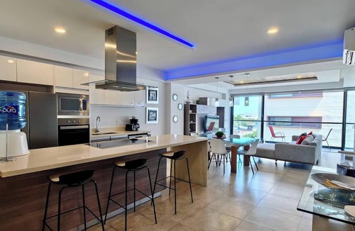 12th Street Apartment | Icono luxury PH by Booking Guys