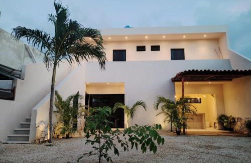 Dzilam de Bravo House | Hotel Casa López