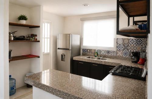 Merida House | Casa Completa con Piscina Privada 10 min Aeropuerto Ideal para Familias y viajeros