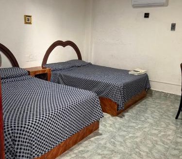 Downtown Cancun Hotel | Casa de huespedes LOS SANTOS