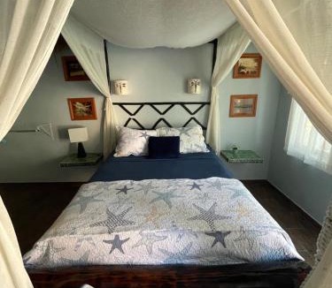 Santa Clara House | Jaguar Club & Casitas