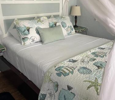 Santa Clara House | Jaguar Club & Casitas