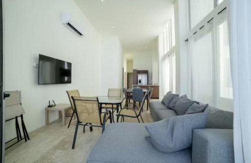 Miramar Apartment | Oceanfront Condo with Pool and Views Telchac | Depto B52