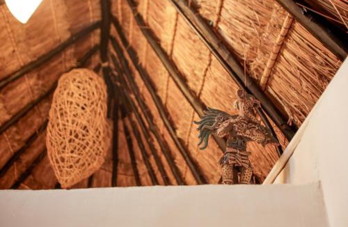 Izamal Hotel | Hotel and Museum Aldea Maya Toktli Orígenes - Pool, Wifi Starlink & Mayan House Museum Tour