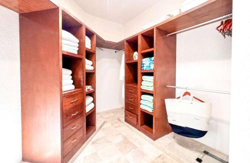 Playacar Apartment | Tropical 3Br Retreat W Pool & Beach Essentials