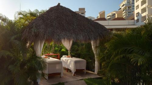 Marina Vallarta Hotel | Meliá Puerto Vallarta