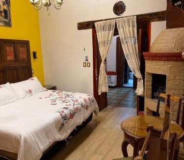 Centro Hotel | HOTEL CASA BAEZ