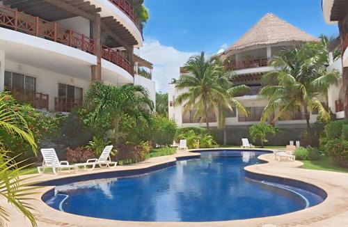 Gonzalo Guerrero Apartment | Luxury Duplex 2BR Pool & Garden View Quiet 30m from 5th Ave with Gym & Parking