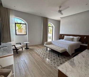 Zona Paseo Montejo Hotel | Casa Continental Hotel Boutique & Suites - Adults Only