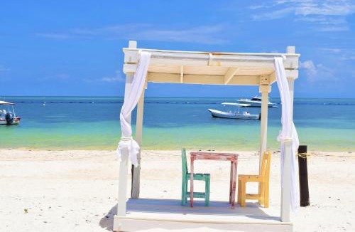 Puerto Morelos Hotel | Hacienda Morelos Beachfront Hotel