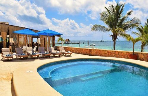 Puerto Morelos Hotel | Hacienda Morelos Beachfront Hotel