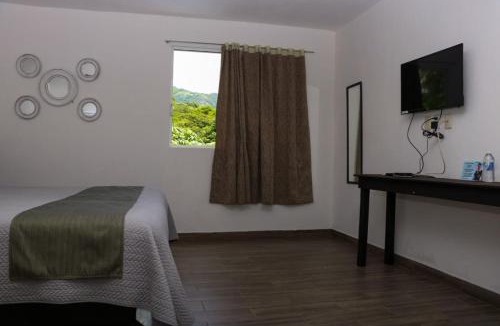 Tonala Hotel | Hotel Garden Suites Tonalá
