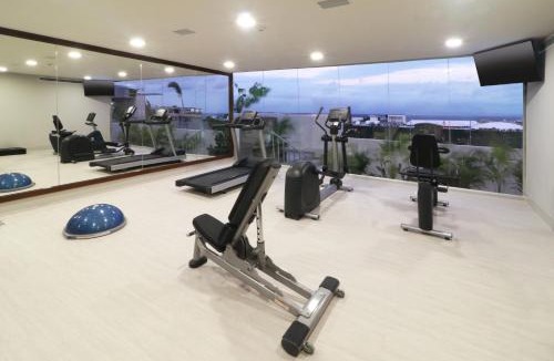 Downtown Hotel | Holiday Inn Express & Suites - Playa del Carmen by IHG