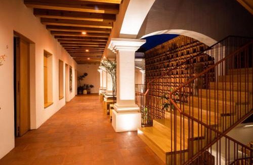 Calzada Madero Hotel | Hotel Ayook