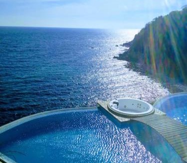 Salchi Hotel | Pacific King Hotel