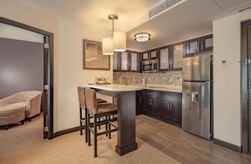 Saltillo Hotel | Staybridge Suites - Saltillo by IHG